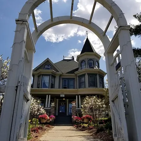 Cherry Tree Inn B&B-3