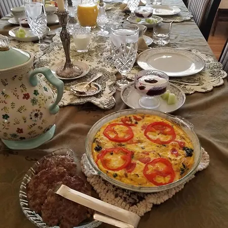 Cherry Tree Inn B&B-2